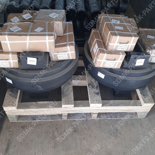 Колесо направляющее KOMATSU PC400-8 208-30-00260